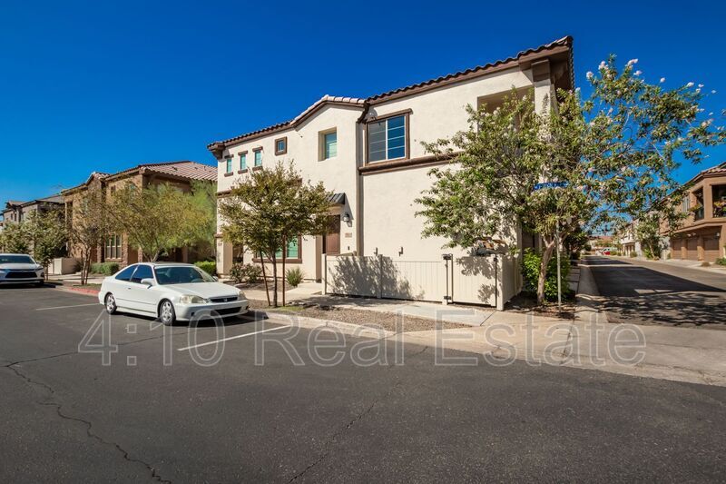 2774 S Decatur Dr Unit 103, Gilbert, AZ 85295 Condo for Rent in