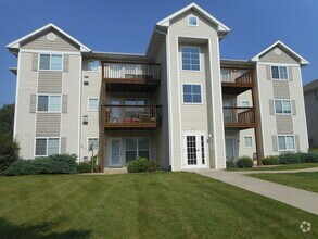 Building Photo - 6601 Creekside Dr NE