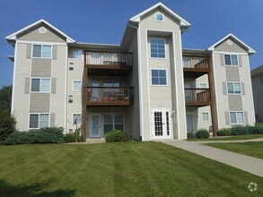 Building Photo - 6601 Creekside Dr NE