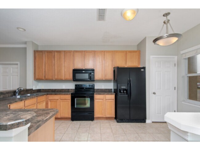 Building Photo - 5948 W Poplar Springs Cir