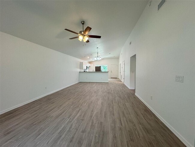 Foto del edificio - 8833 ALBERTSON Ct
