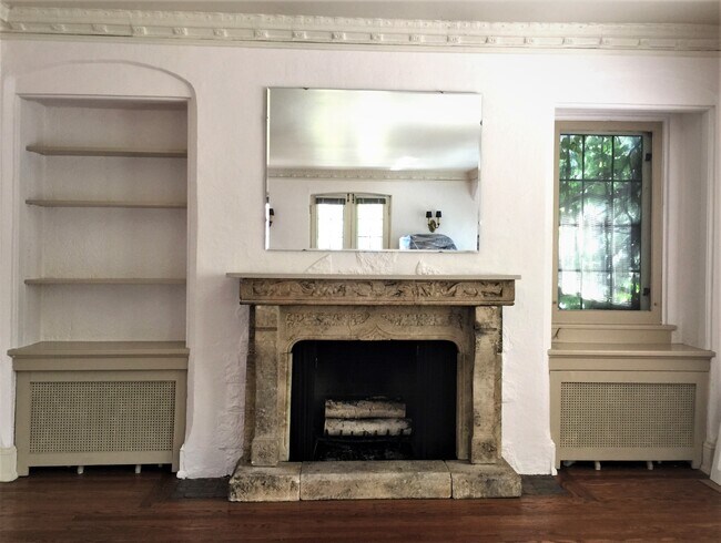 Foto del edificio - 2752 N Summit Ave