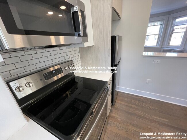 Foto del edificio - 32 Queensberry St