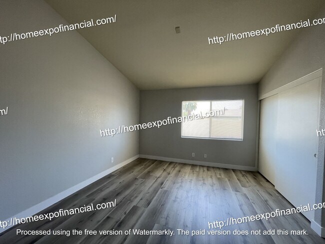 Building Photo - Nice Home For Rent
