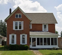 Building Photo - 402 N Washington St