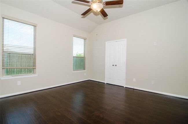 Foto del edificio - 20702 Rainmead Dr