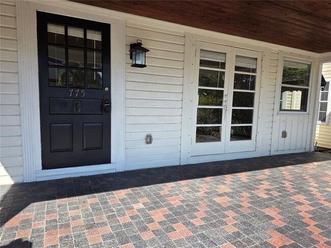 Foto del edificio - 775 20th Ave N