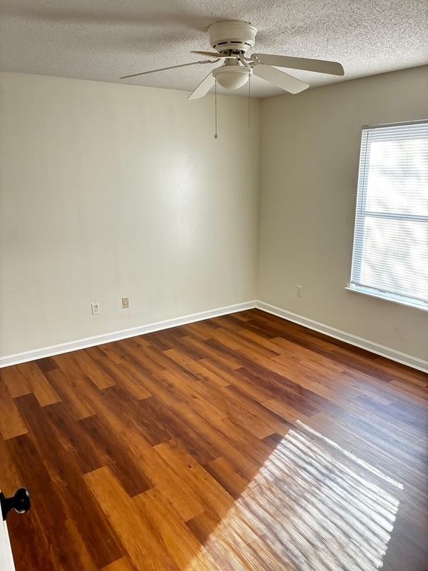 Building Photo - 1222 Westdale Dr