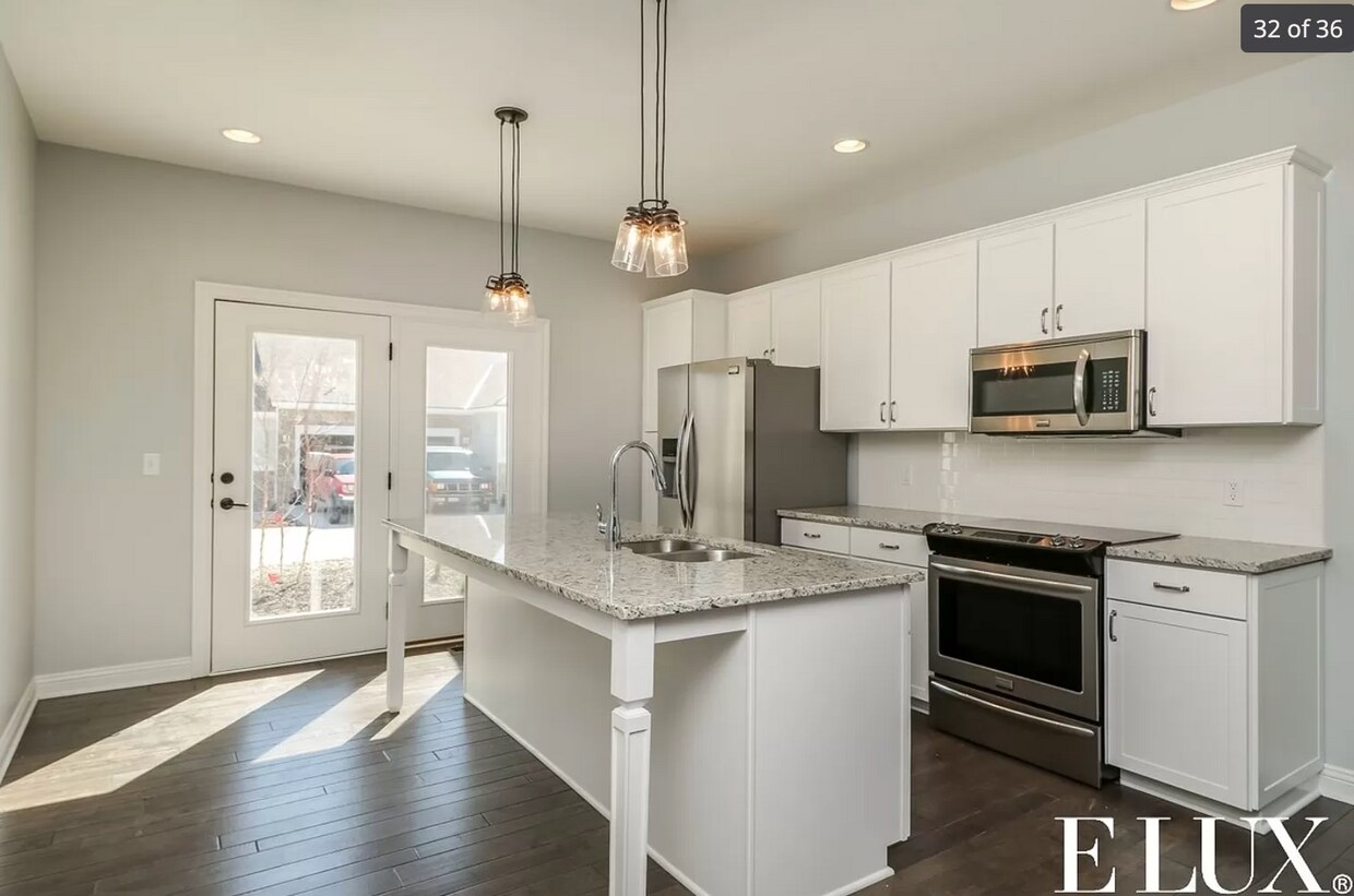 15849 Foster St, Overland Park, KS 66223 Townhome Rentals in Overland Park KS