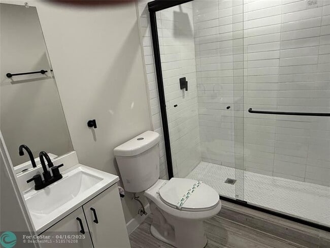 Foto del edificio - 720 NE 7th St