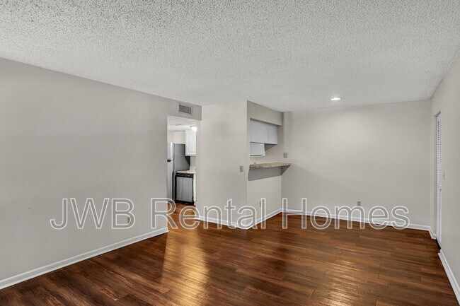 Building Photo - 10825 Key Haven Blvd