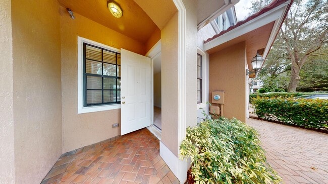 Foto del edificio - 235 Chrystie Cir