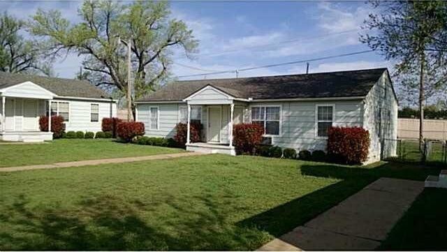 Primary Photo - 1167 NW Ozmun Ave