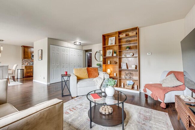 Foto del edificio - 3315 Chisholm Trail