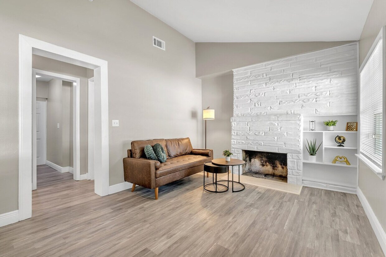 Foto principal - 915 Buena Vista Dr