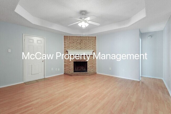 Foto del edificio - 5918 Tinsley Dr