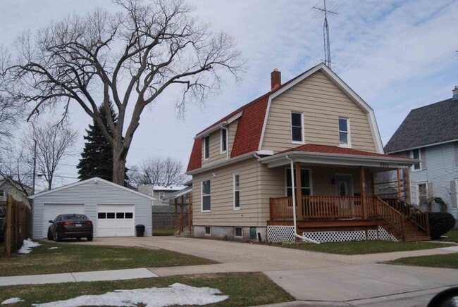 Building Photo - 6512 23rd Ave