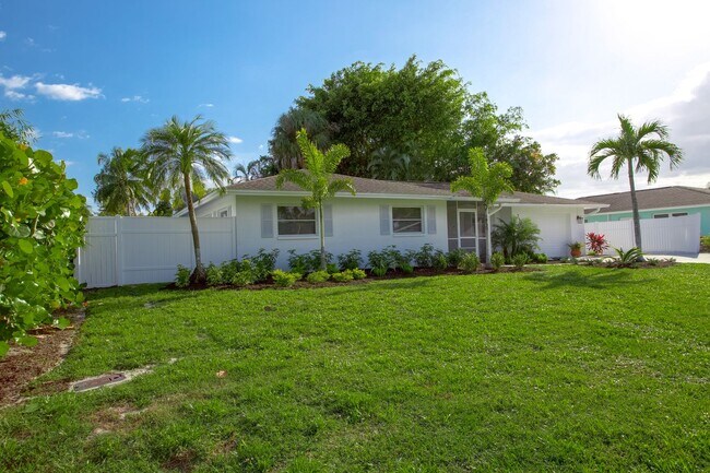 Building Photo - ***COCONUT RIVER ** *3/2 SINGLE  FAMILY HO...