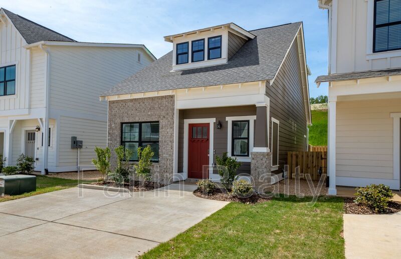 Foto principal - 228 Huntley Pkwy