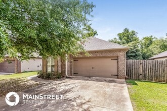 Building Photo - 12945 Woodland Park Cir