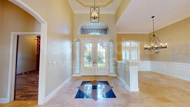 Foto del edificio - 1334 Charter Ct