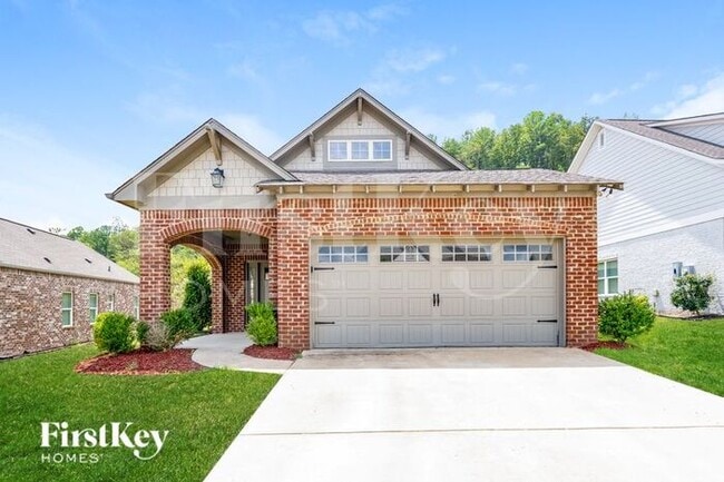 Building Photo - 1360 Woodridge Pl