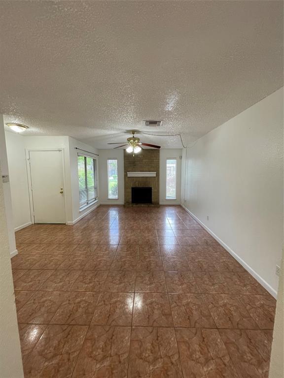 2305 Broadlawn Dr, Houston, TX 77058 Condo for Rent in Houston, TX
