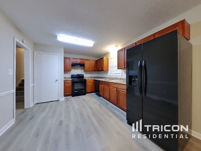 Foto del edificio - 4211 Clearview Dr