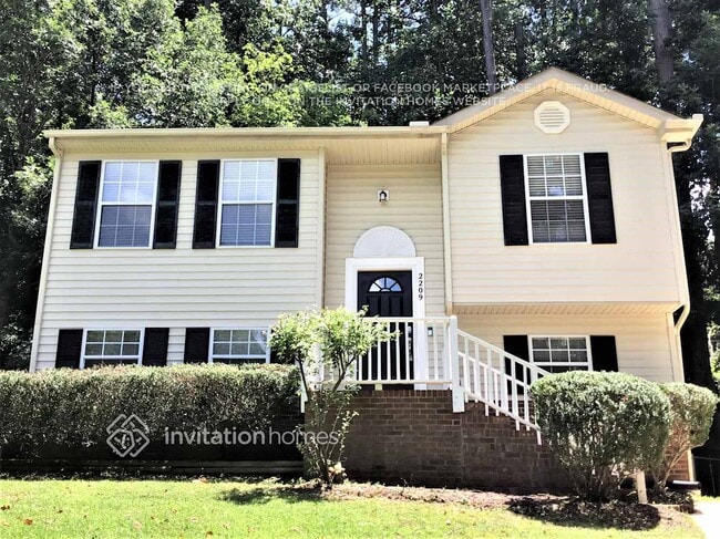 Building Photo - 2209 Hoot Owl Ct