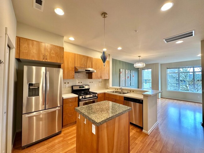 Foto del edificio - 2Bd/1.75Ba Issaquah Townhouse