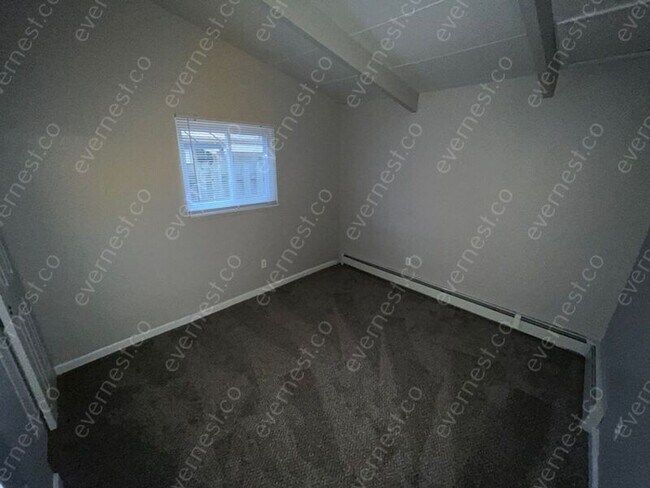 Foto del edificio - 36435 Hazelwood St