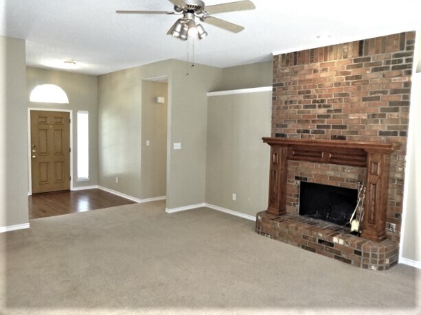 Building Photo - 3202 Chalkstone Dr