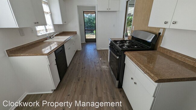 Building Photo - 3 br, 2 bath House - 1220 W Puente Ave