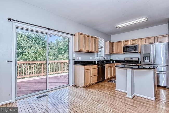 Foto del edificio - 13416 Burrough Farm Dr