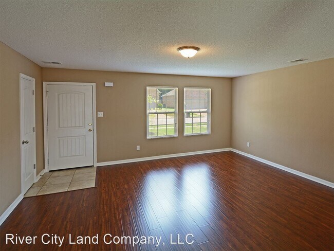 Building Photo - 3 br, 2.5 bath House - 4571 Tulip Creek Dr