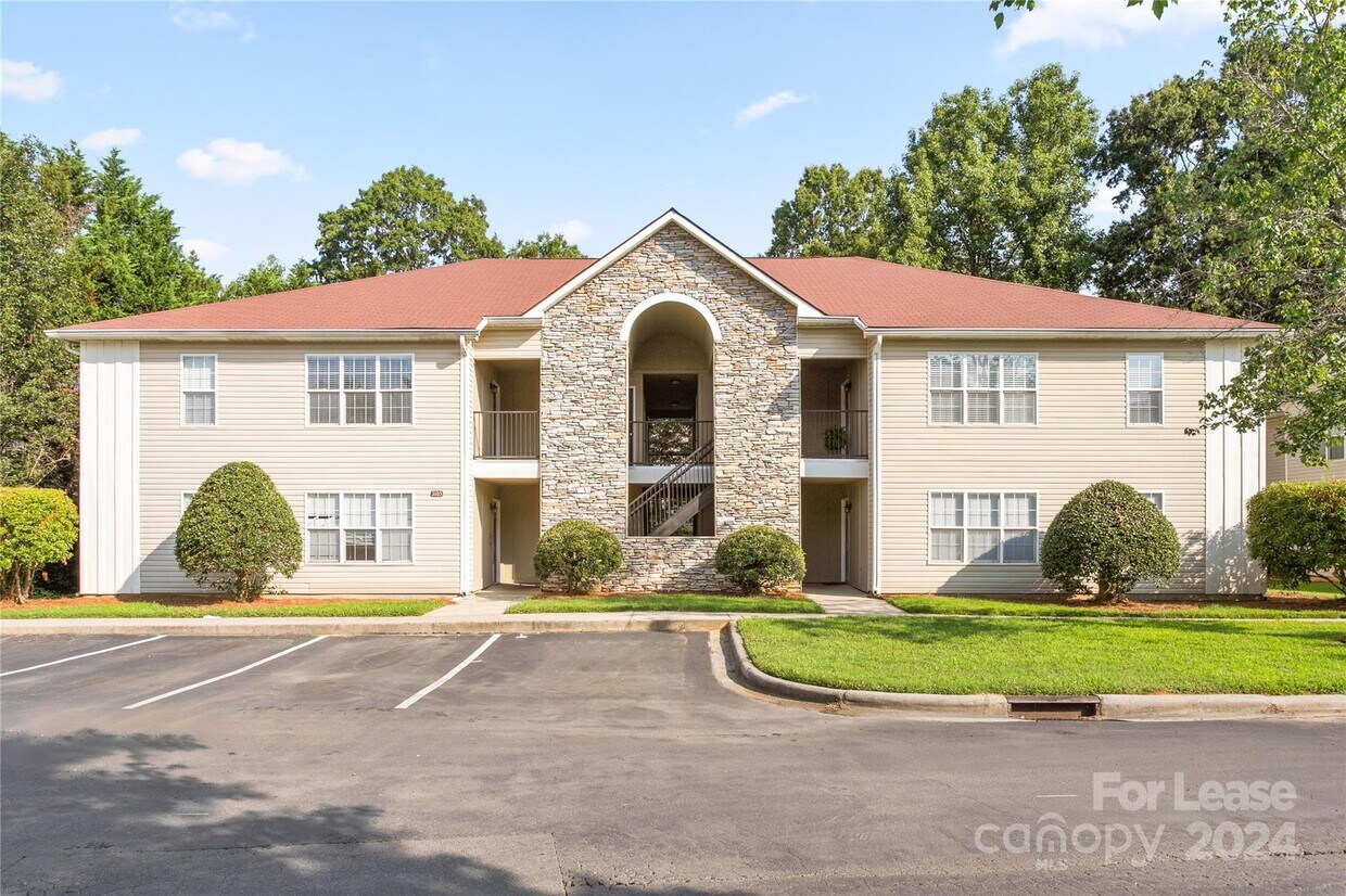 Primary Photo - 3146 Baroda Ln