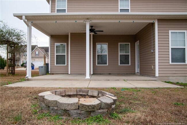 Building Photo - 418 Brownstone Dr