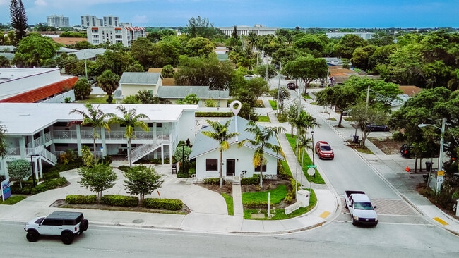 Foto del edificio - 1550 N Dixie Hwy