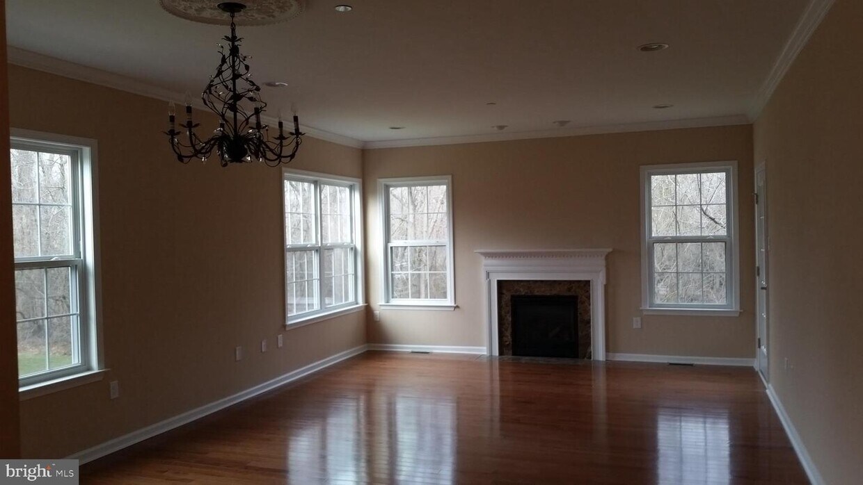 143 Stewarts Ct Unit 308, Phoenixville, PA 19460 Condo for Rent in