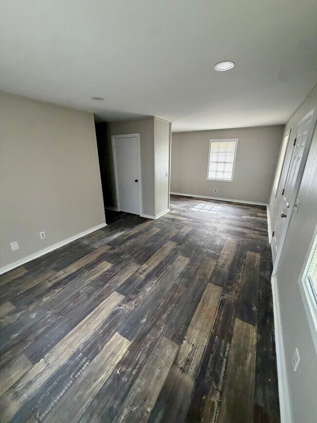 Foto del edificio - 1620 3rd Ave N