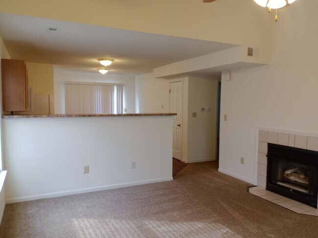 Building Photo - 4410-4412 Cheryl Ct.
