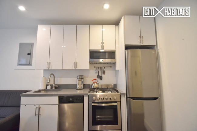 Foto del edificio - 337 E 22nd St