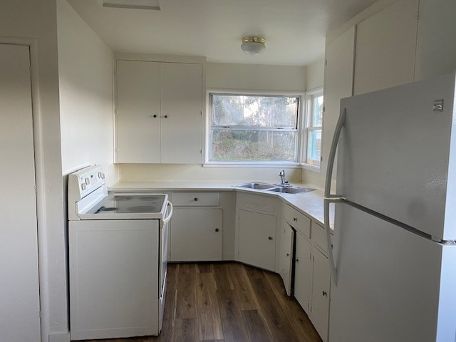 Building Photo - 2590 Rita Ave