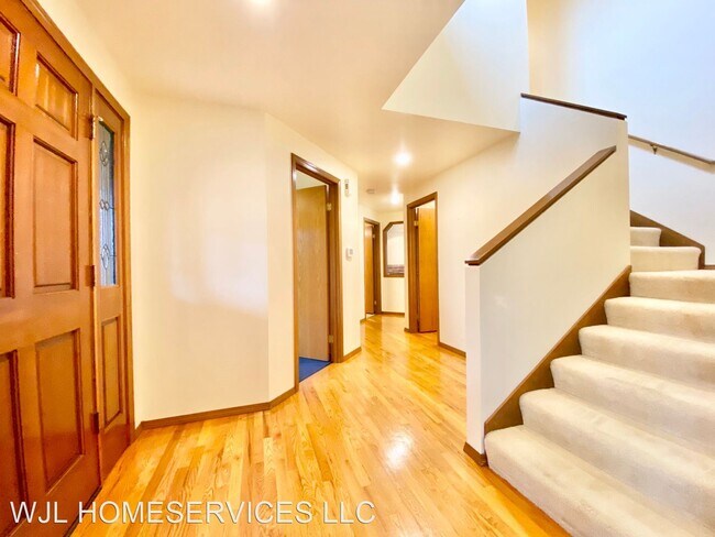 Foto del edificio - 3 br, 2.5 bath House - 12808 SE 80th Way
