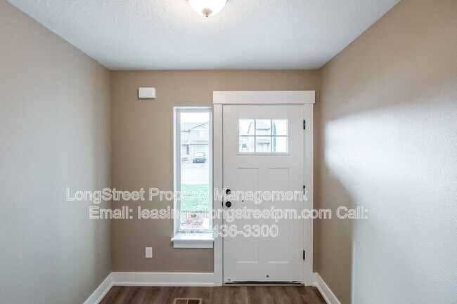 Foto del edificio - 272 Gwinn Street E