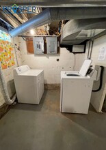 Building Photo - 828 Chippewa St