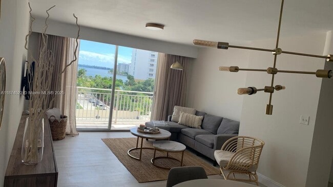 Foto del edificio - 770 Claughton Island Dr