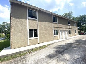 Building Photo - 451 Alden Ave
