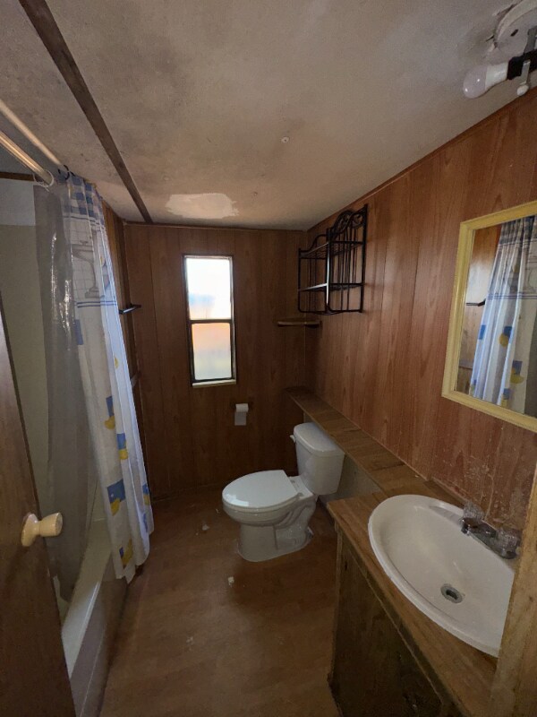 Building Photo - 159 SE Joy Gln