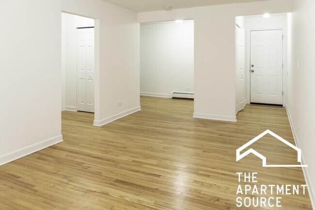 Foto del edificio - 6211 N Kenmore Ave